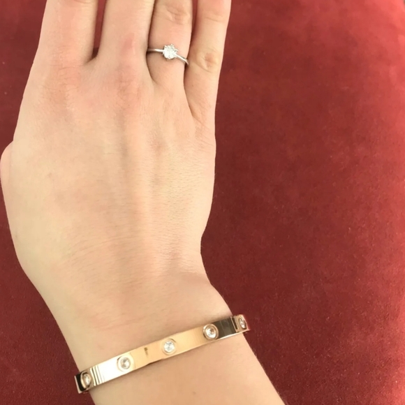 Rose Gold Stainless steel bracelet - Picture 2 of 4